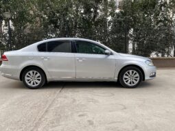 
										Volkswagen Passat full									